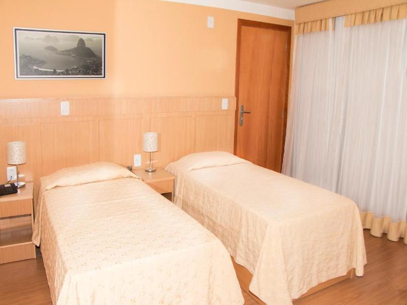 Hotel Pouso Real Quarto Deluxe com 2 Camas de Solteiro Hotel Pouso Real Quarto Deluxe com 2 Camas de Solteiro