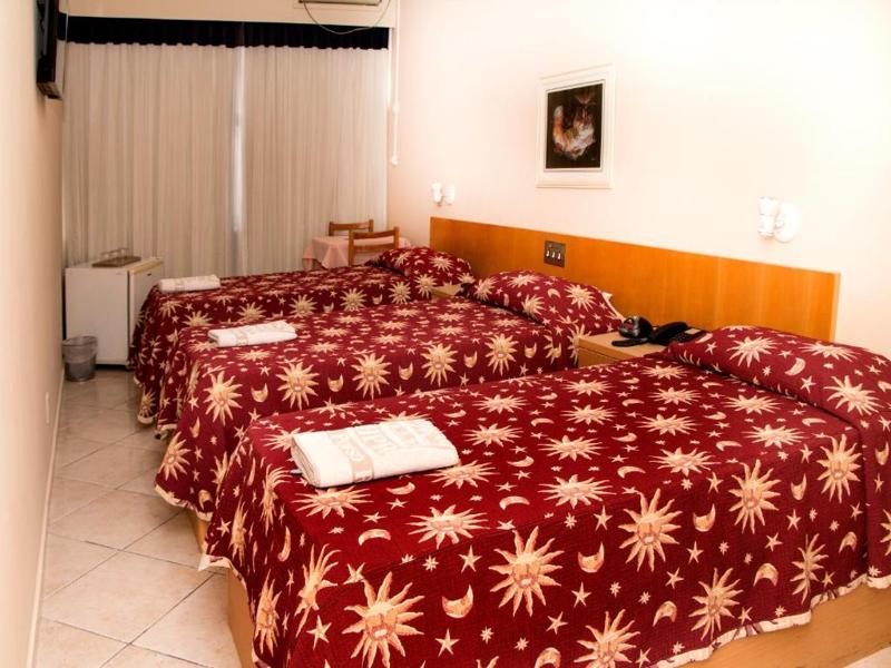 Hotel Pouso Real Quarto Triplo Standard Hotel Pouso Real Quarto Triplo Standard